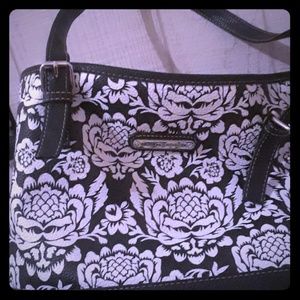 Black and white stone mountain handbag